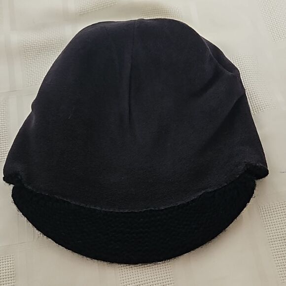 Lululemon Women's Knitted Winter Ball Cap Black/Gray One Size - Picture 10 of 16